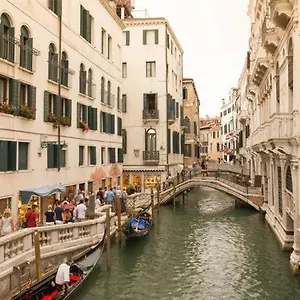  Apartamento In San Marco Square