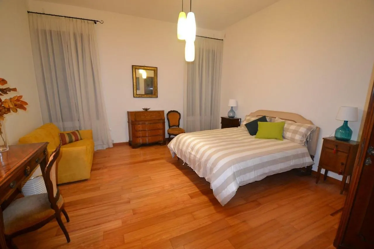 Castello 5888 B, Santa Marina, Calle Marcello, Canale Βενετία Διαμέρισμα